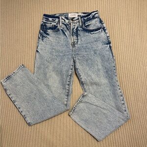 FRAME Light Wash Denim Jeans